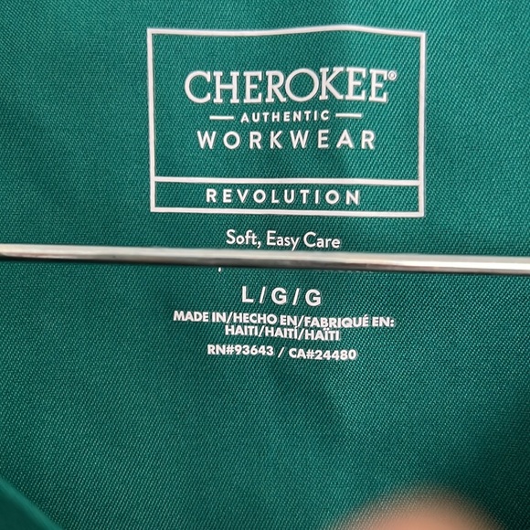 Cherokee Scrubs - Picture 3 of 6